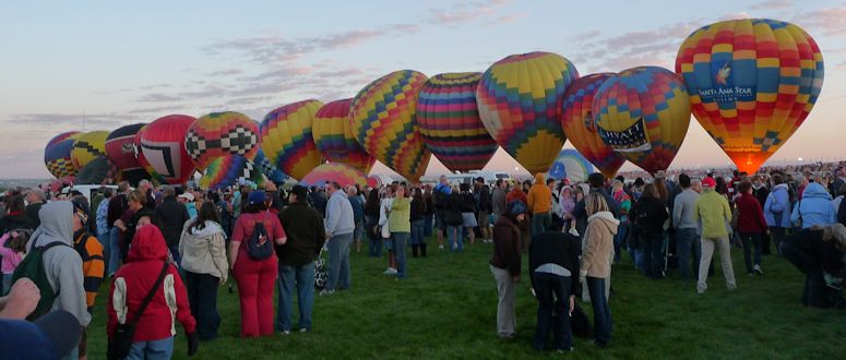 Albuquerque International Balloon Fiesta i USA r vrldens strsta luftballongfestival.