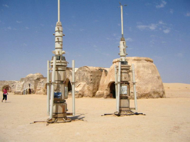 Byggnader frn Tatooine i Star Wars i knen i Tunisien.
