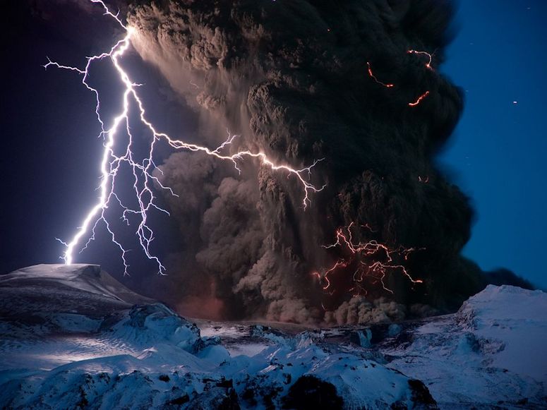 Vulkanblixtar vid Eyjafjallajkull, ett av naturens hftigaste fenomen