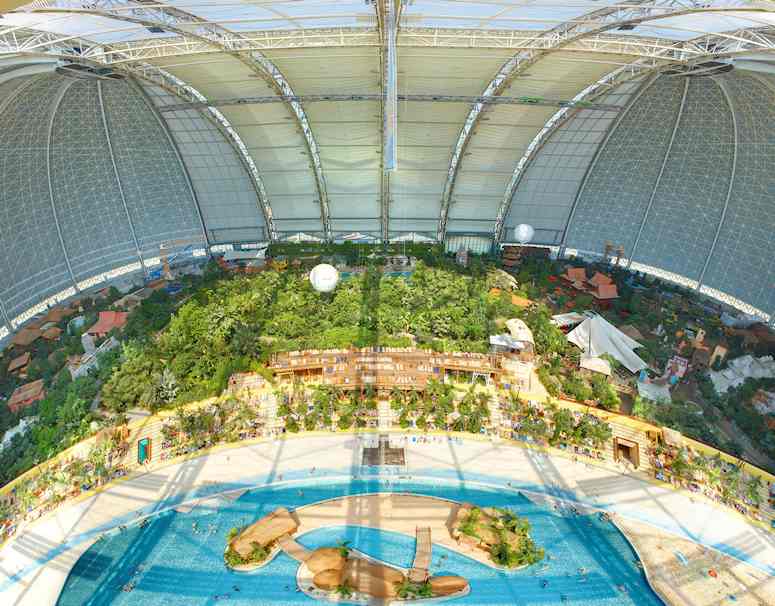 verblick ver Tropical Islands utanfr Berlin.