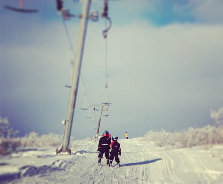 Barn i lift i Storlien