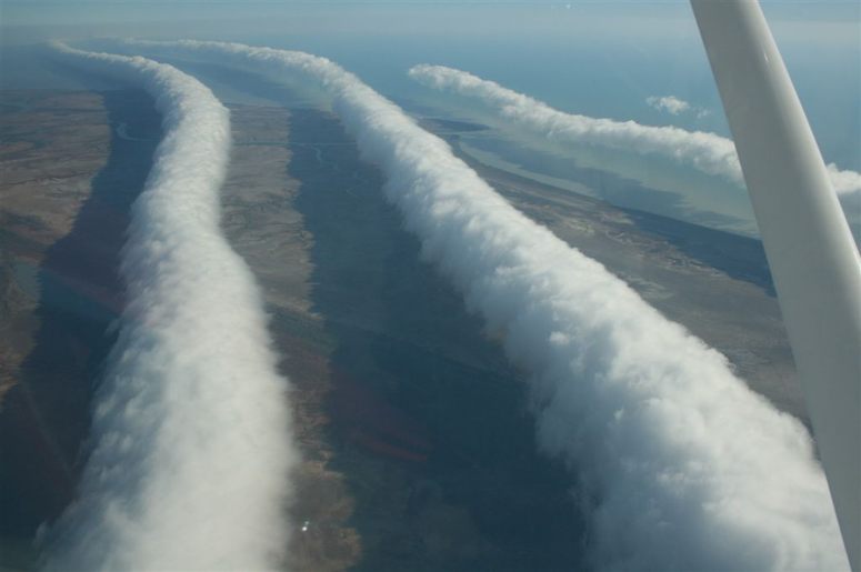 Morning glory clouds vid Carpentariaviken i Australien.