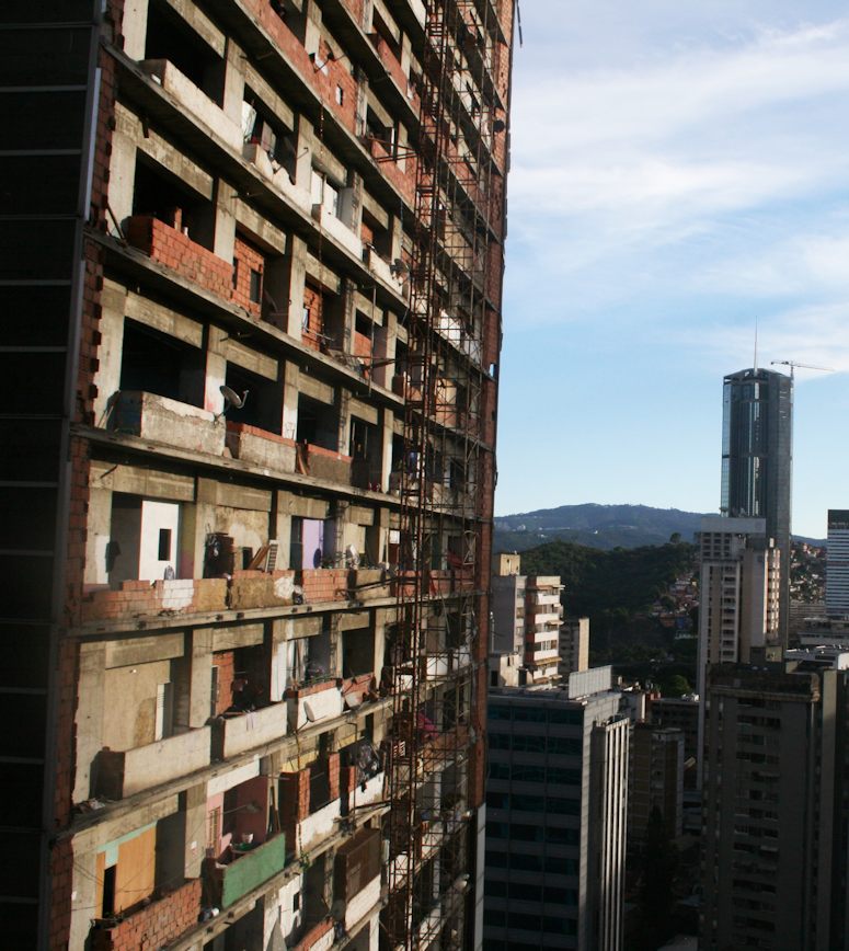 Slumhghuset Torre de David (Davids torn) i Venezuelas huvudstad Caracas.