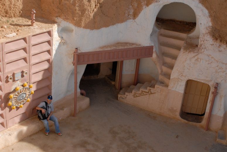Byggnader från Tatooine i Star Wars i öknen i Tunisien.