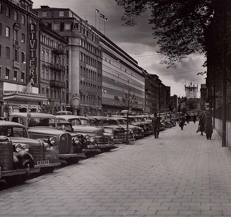 Telefontornet sett frn Sveavgen i september 1952.