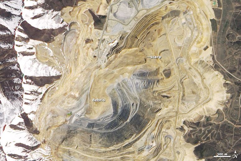 Världens djupaste dagbrott Bingham Canyon Mine, efter jordskred