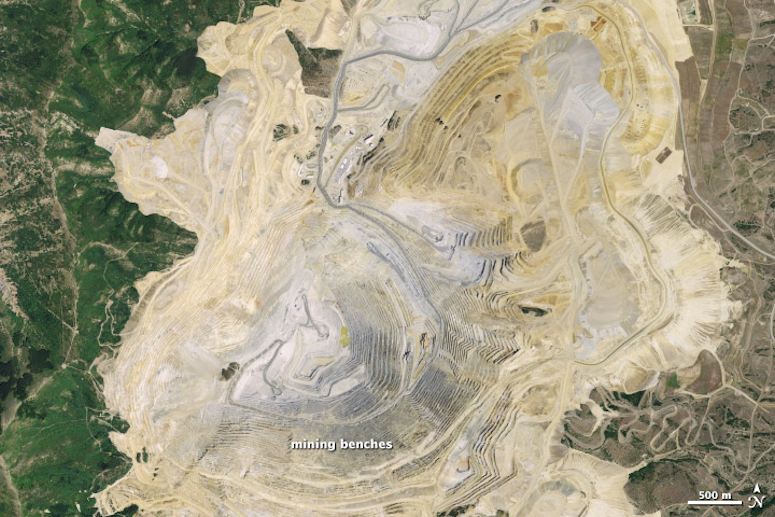 Världens djupaste dagbrott Bingham Canyon Mine, före jordskred