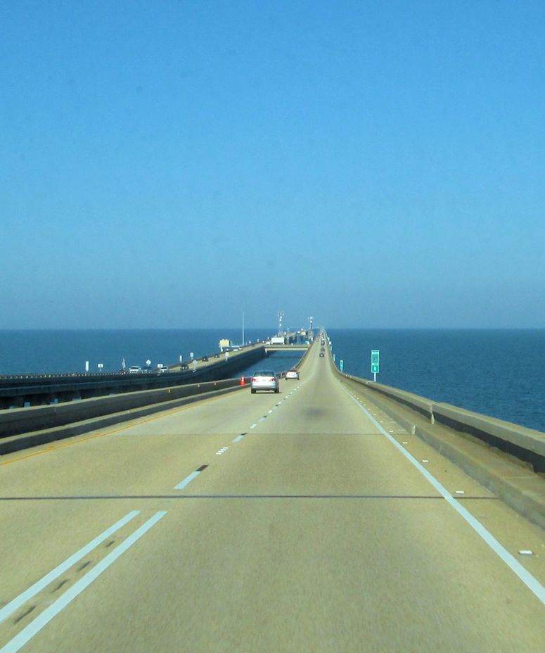 Vrldens lngsta bro ver vatten Lake Pontchartrain Causeway.