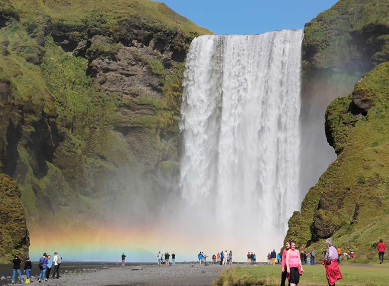 Skgafoss p Island