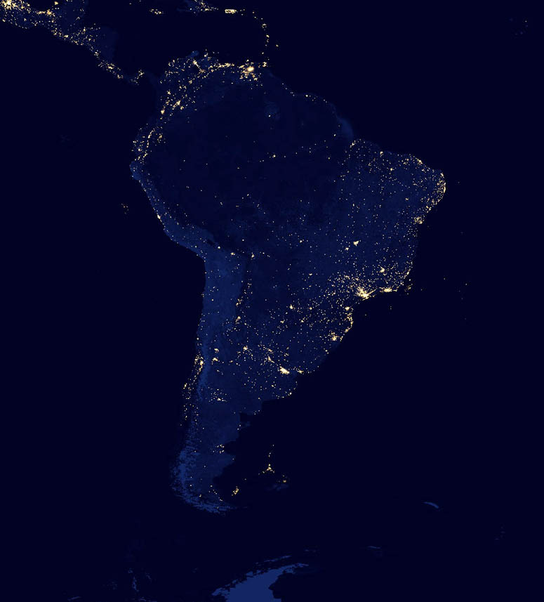 Satellitbild av Sydamerika på natten