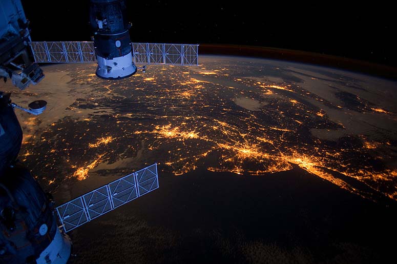 Nattbild på USA:s östkust, fotograferat från ISS