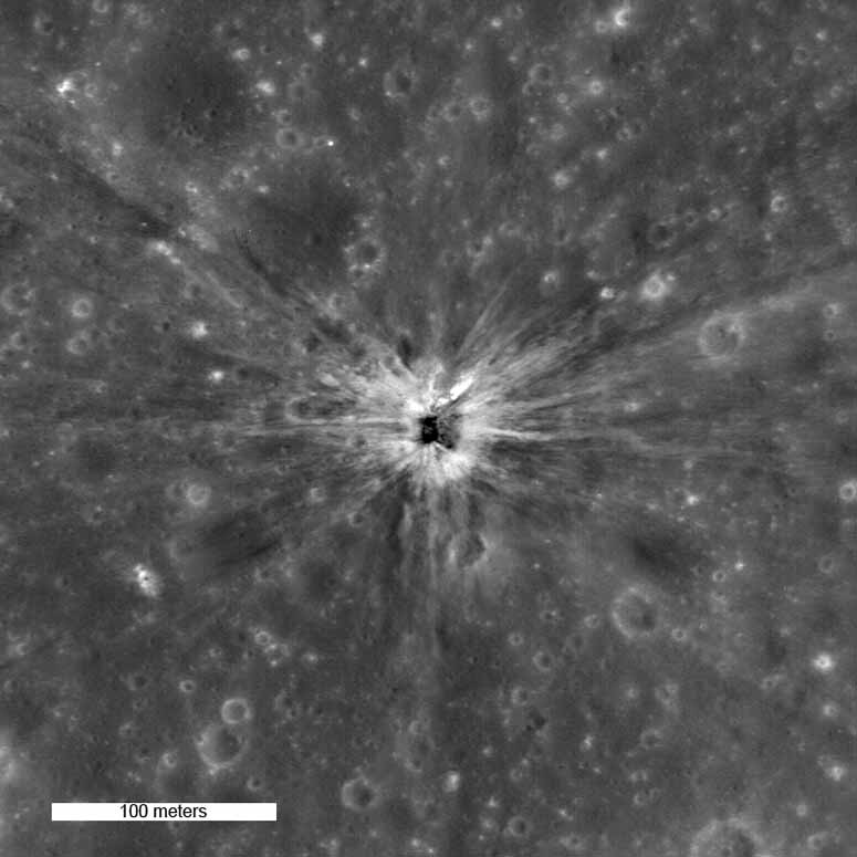 Kratern på månen från sista steget av Saturn 5-raketen som sköt upp Apollo 13