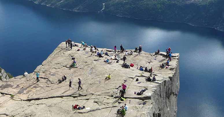 trollstigen norge karta va