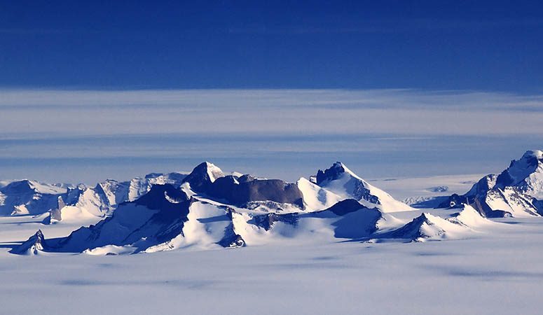 Berg på Drottning Mauds Land, Antarktis, världens vackraste plats